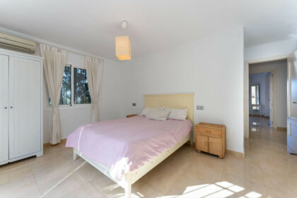 a38e24c412f7b1d34a89df65d8436e48 - 30