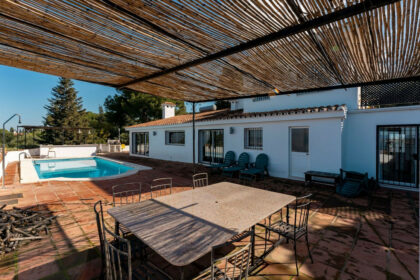 a38e24c412f7b1d34a89df65d8436e48 - 49