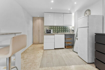 a6a01d8d3d6713373df7f9d302566f60 - 17