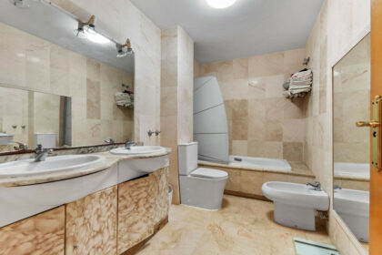 a6a01d8d3d6713373df7f9d302566f60 - 9