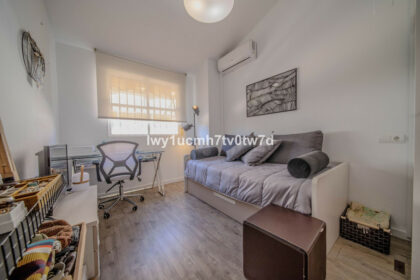 a709e383919795548db52242eb54f5db - 20