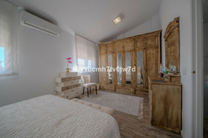 a709e383919795548db52242eb54f5db - 26