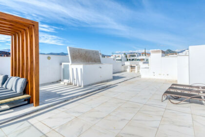 a95dc2c3c9925a2cf8d1bf87493c3c2a - 4