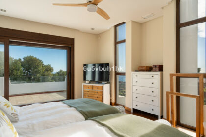 a9867bc68329e15735aafef38d3fc9da - 24