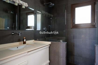 a9867bc68329e15735aafef38d3fc9da - 26