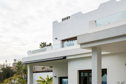 a9867bc68329e15735aafef38d3fc9da - 50