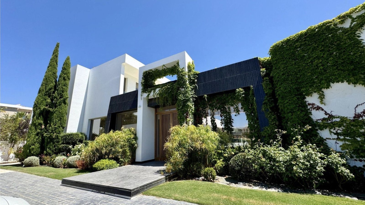 aa0080de7c6bae57983f3f20fee7b5f1 - 4