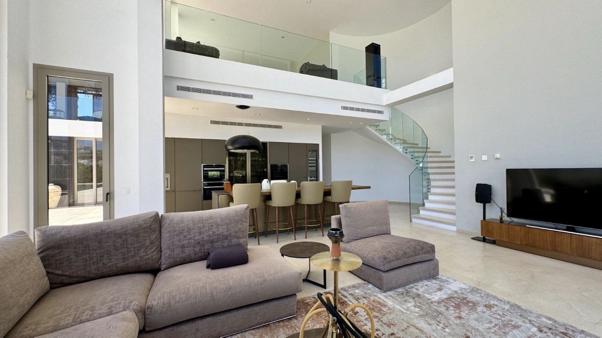 aa0080de7c6bae57983f3f20fee7b5f1 - 5