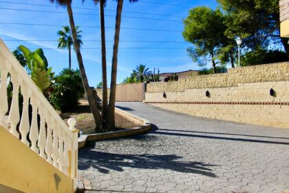 ab16b7552df16b2359eb4ad4b6391bcf - 14