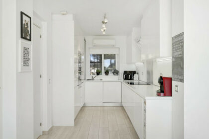 ab78cf849768938a82c97d9a01c57640 - 12