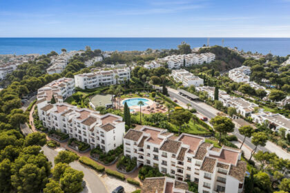 ab78cf849768938a82c97d9a01c57640 - 15