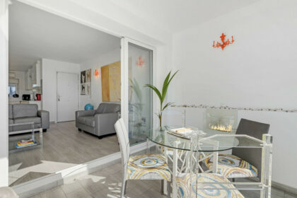 ab78cf849768938a82c97d9a01c57640 - 16