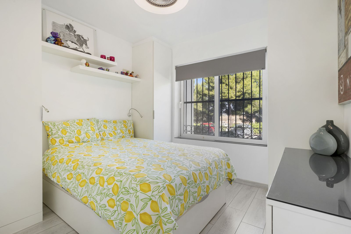 ab78cf849768938a82c97d9a01c57640 - 24