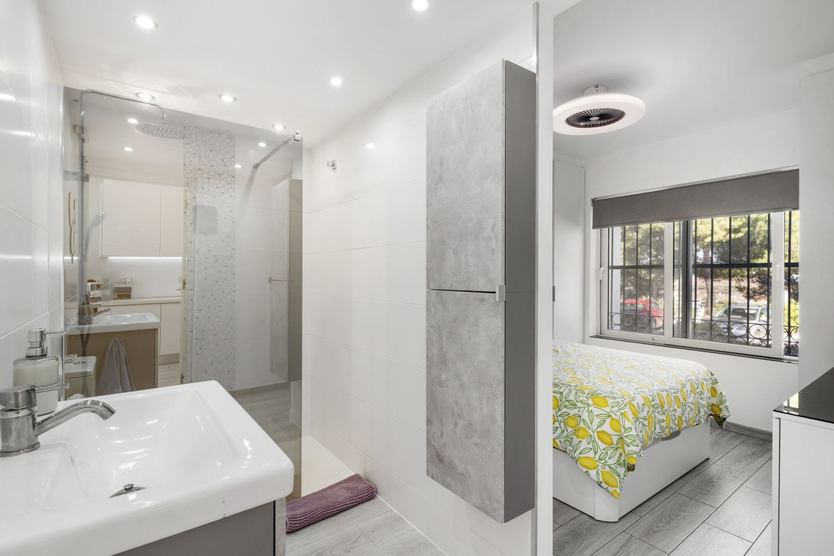 ab78cf849768938a82c97d9a01c57640 - 26