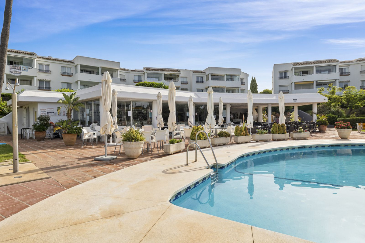 ab78cf849768938a82c97d9a01c57640 - 37