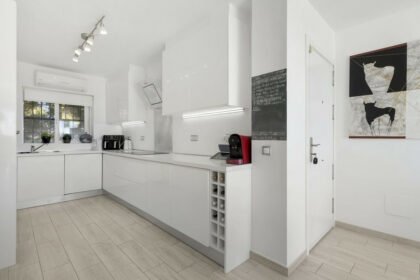 ab78cf849768938a82c97d9a01c57640 - 9