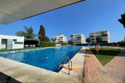 ad1752840164f42c404ab6d139992d61 - 13