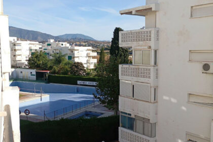 ad1752840164f42c404ab6d139992d61 - 2