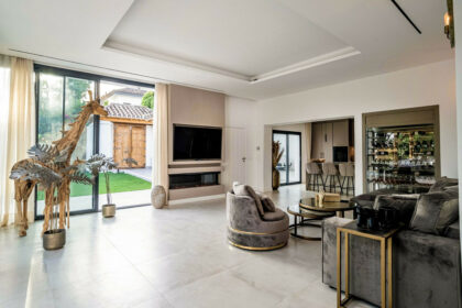 af171a0ceecfa6541c21f96402b74c89 - 44