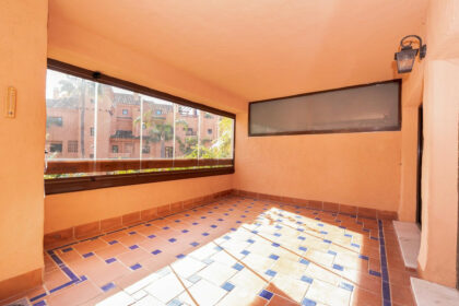 b016e870ae4bfae06519bb9b35b4b80c - 23