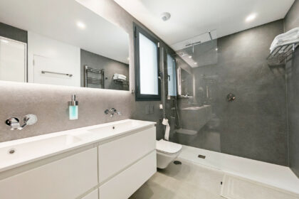 b07149c5cb7679f0d03070768abbad1a - 16