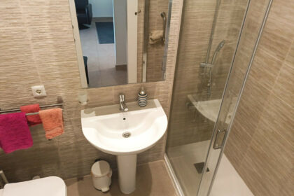 b157df068d706d0df07c6e545624bf20 - 12