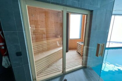 b2f5d57fe8e64838327f2bb47f2965a7 - 26