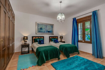 b31416d940ea039e3fbfa89d6d8e3a07 - 19