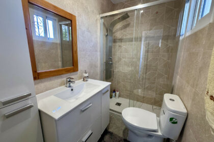 b3f680faf4d0c5cdcf683023f02fb8ea - 20