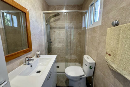 b3f680faf4d0c5cdcf683023f02fb8ea - 21