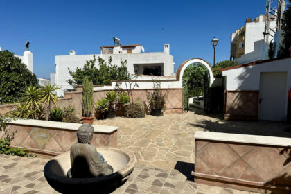 b3f680faf4d0c5cdcf683023f02fb8ea - 32