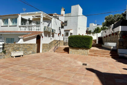 b3f680faf4d0c5cdcf683023f02fb8ea - 37