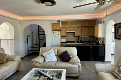 b3f680faf4d0c5cdcf683023f02fb8ea - 4