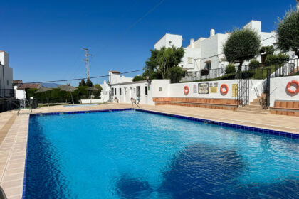 b3f680faf4d0c5cdcf683023f02fb8ea - 41