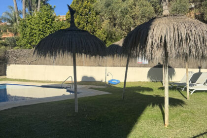 b5f8d75ef883ced3da1feb800927c840 - 11