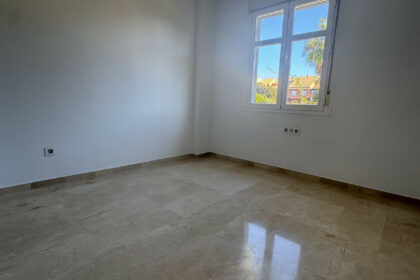 b5f8d75ef883ced3da1feb800927c840 - 16