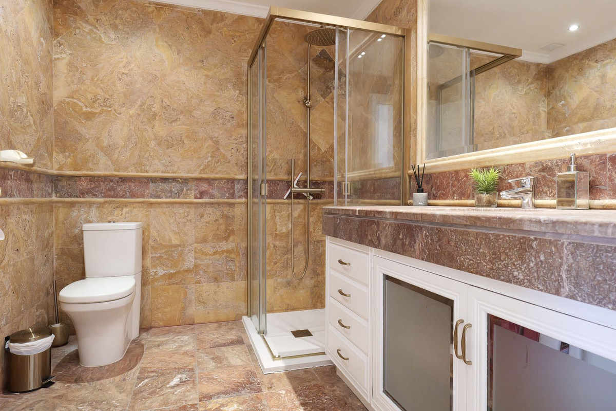 b62feb5497935637ceb85aa1822b216f - 26