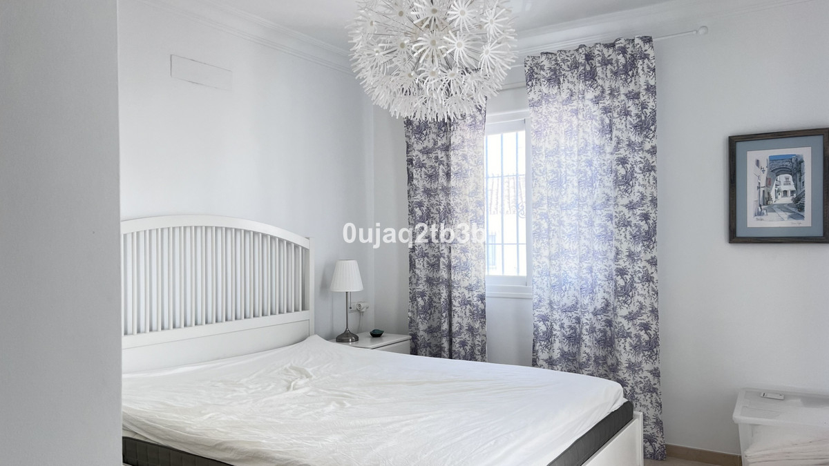 b70ecc77db25cb831e7064be625c3933 - 29