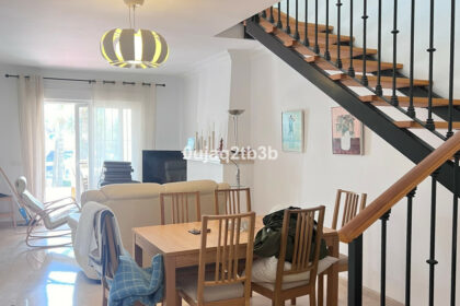 b70ecc77db25cb831e7064be625c3933 - 33