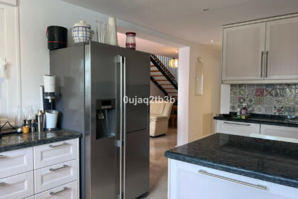 b70ecc77db25cb831e7064be625c3933 - 9