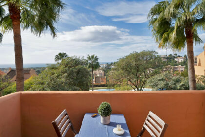 b74ff905f2a3e670f90f5bc22ebbedda - 13