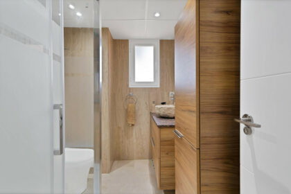 b74ff905f2a3e670f90f5bc22ebbedda - 17