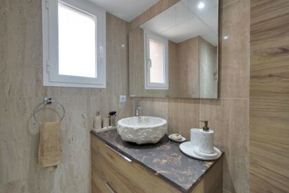 b74ff905f2a3e670f90f5bc22ebbedda - 18