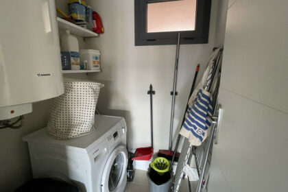 b783dffa4bbffee3e24a27c4b808eea3 - 23