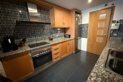 b7cbc79c353671315b2759e65f83a463 - 12