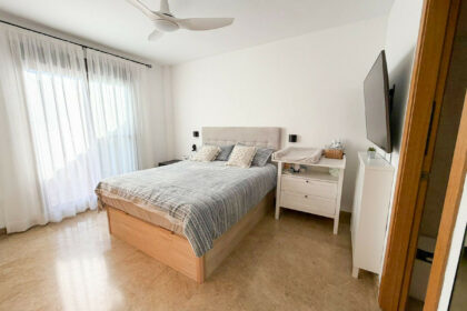 b7cbc79c353671315b2759e65f83a463 - 16