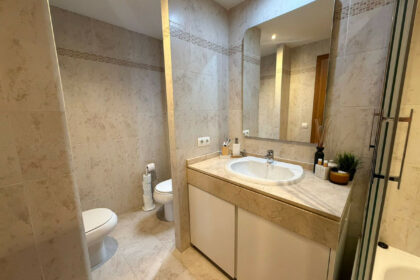 b7cbc79c353671315b2759e65f83a463 - 19