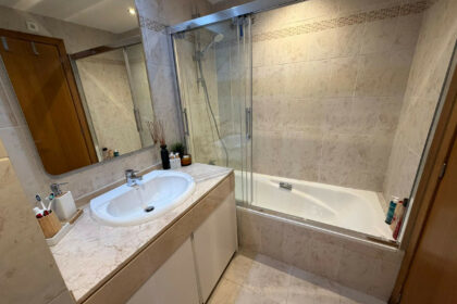 b7cbc79c353671315b2759e65f83a463 - 20