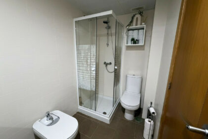 b7cbc79c353671315b2759e65f83a463 - 25