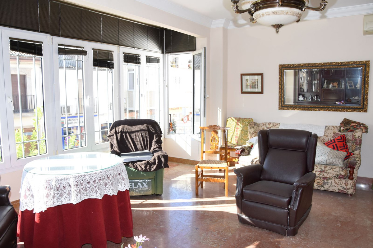 bafa5579b94dda0d11b0b3ff10819a18 - 3